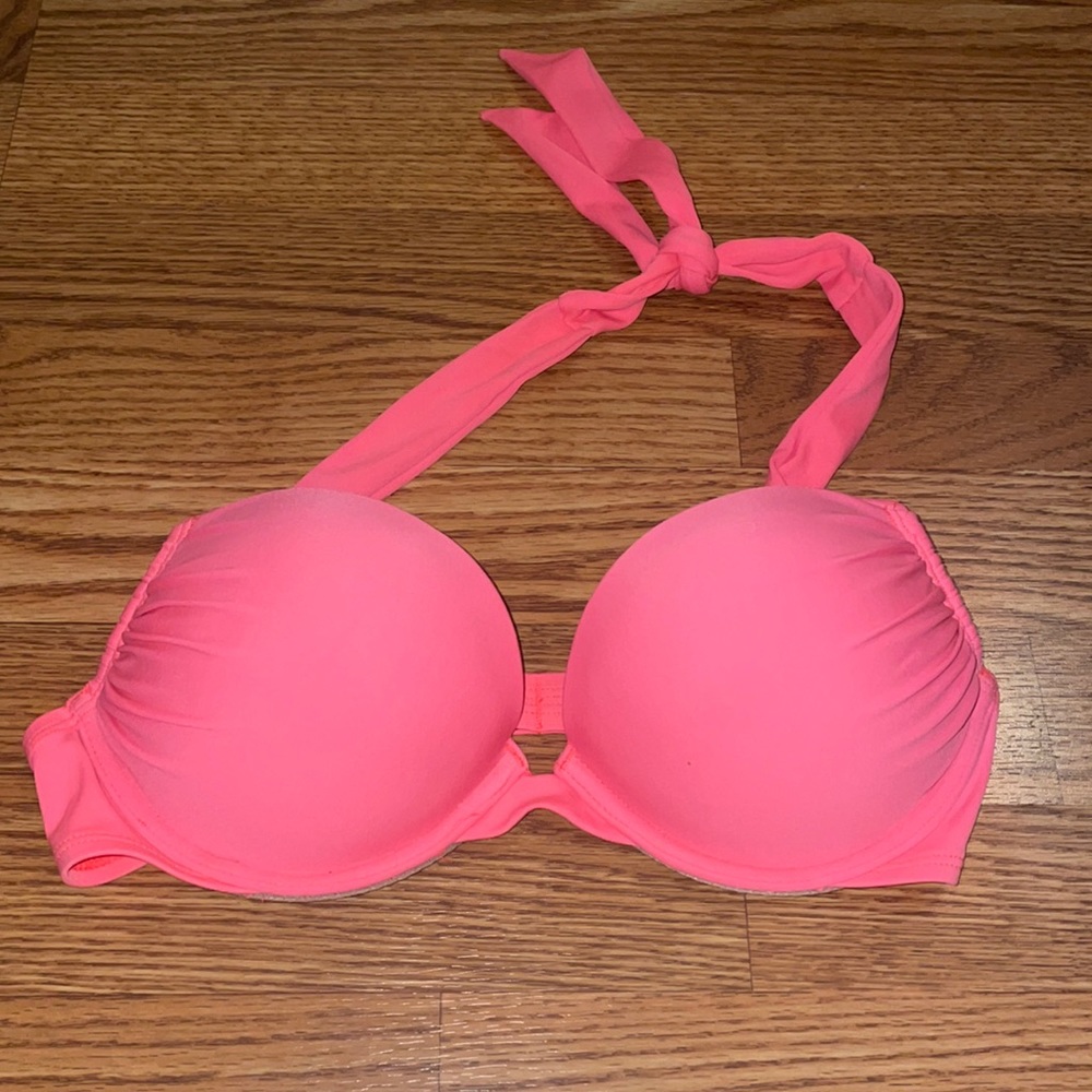 Victoria’s Secret Bikini Top - Picture 1 of 3